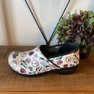Sanita Professional Rockabilly Nurse Clogs Mules EU 40 Tattoo Art Print Skull